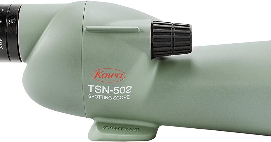 Das Kowa TSN 501 hat die perfekte Größe für ein Spektiv im Taschenformat und eignet sich hervorragend für die Vogelbeobachtung, Naturfotografie oder Aktivitäten auf dem Schießstand